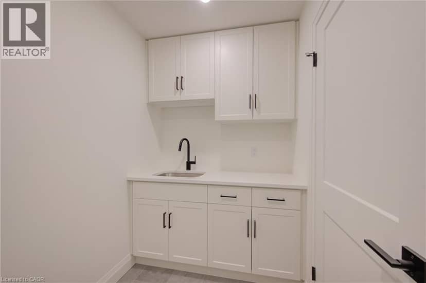 62 GEORGE Street — photo 38 of 40