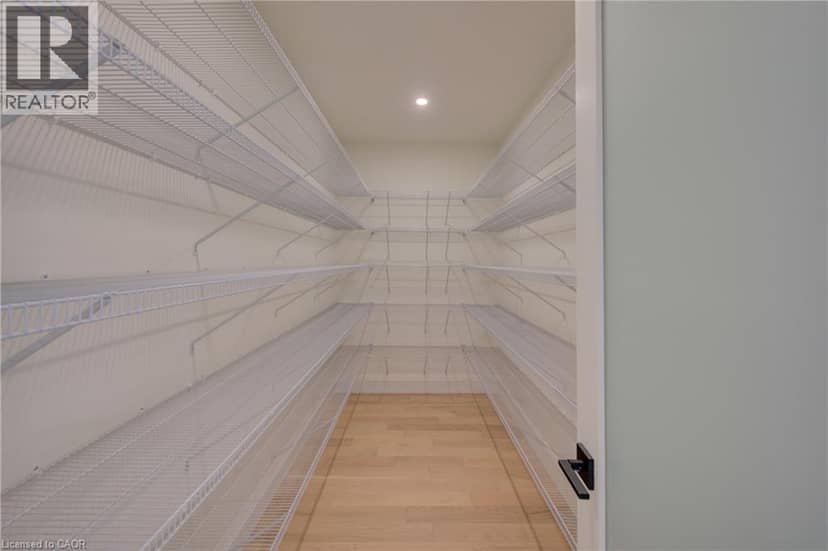 62 GEORGE Street — photo 9 of 40