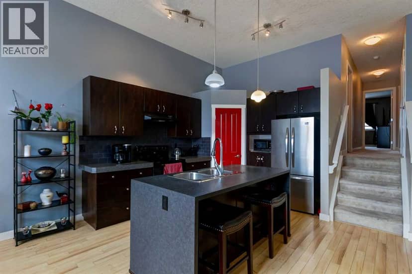 6 Elgin Meadows Road SE — photo 10 of 36