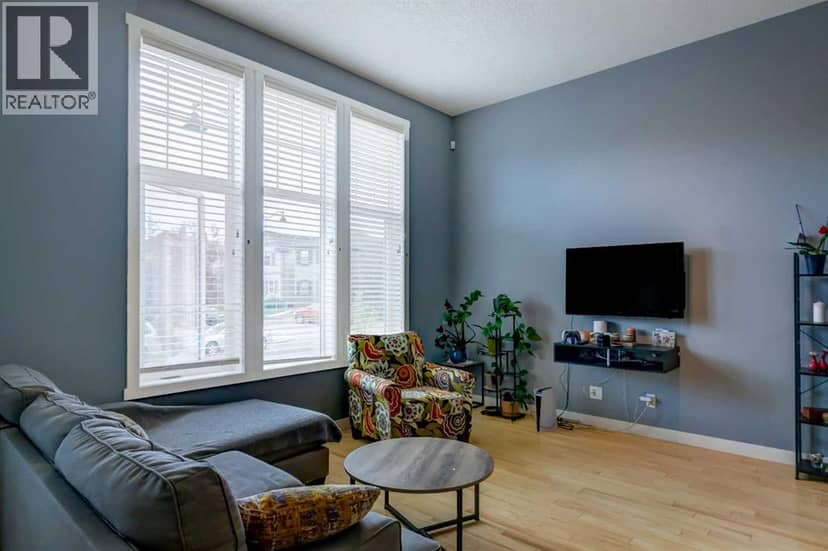 6 Elgin Meadows Road SE, Calgary, photo 7