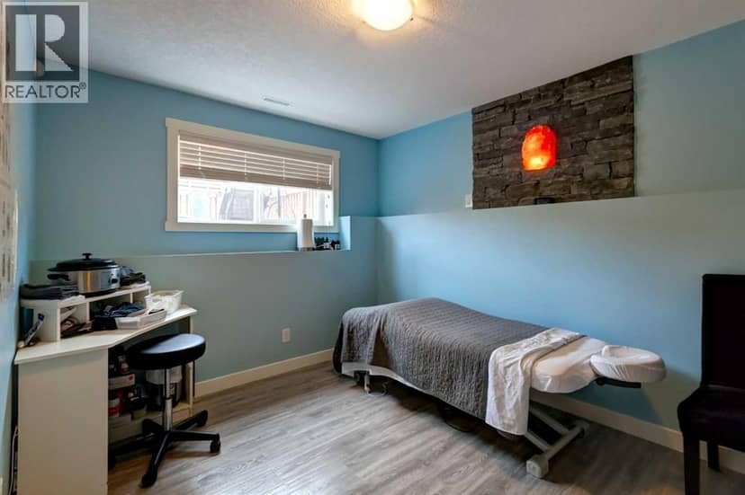 6 Elgin Meadows Road SE — photo 23 of 36