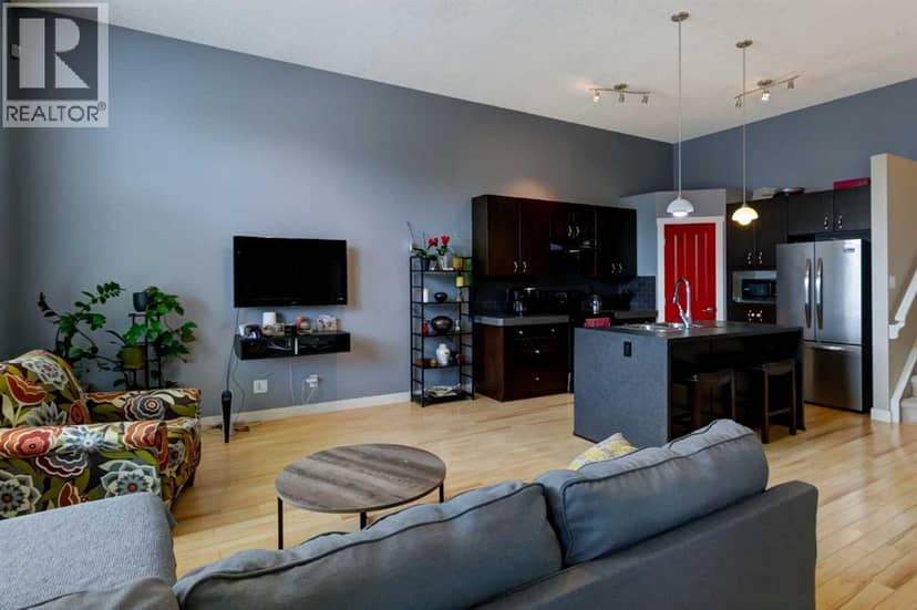 6 Elgin Meadows Road SE, Calgary, photo 6