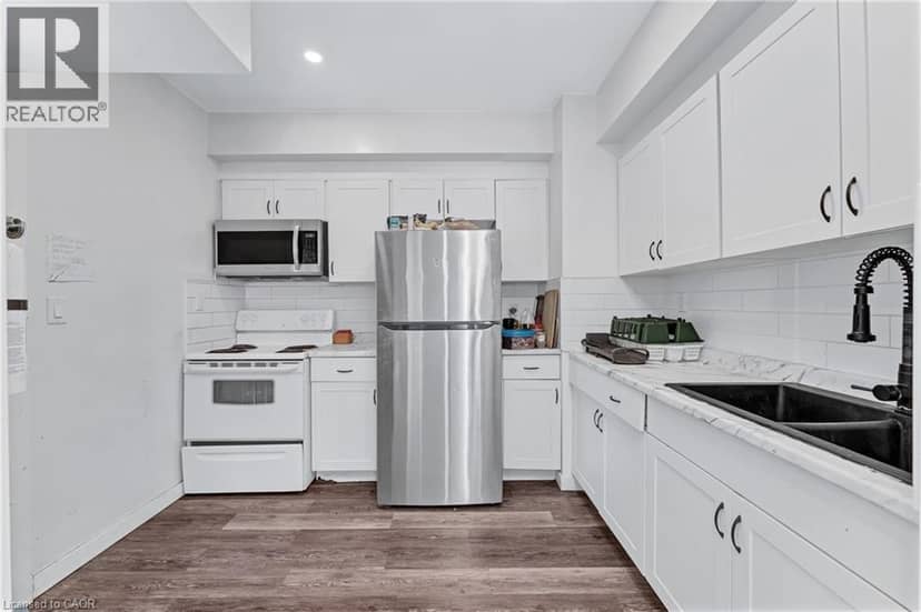 374 JOSEPHINE Avenue — photo 12 of 25