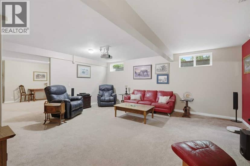 5413 46 Street — photo 29 of 40