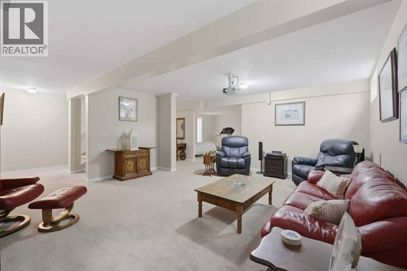 5413 46 Street — photo 31 of 40