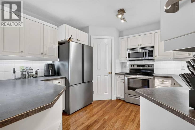 2, 2811 24A Street SW, Calgary, photo 6