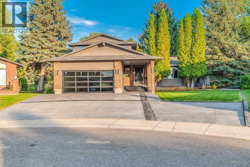 17 Lupine Court SE, Medicine Hat