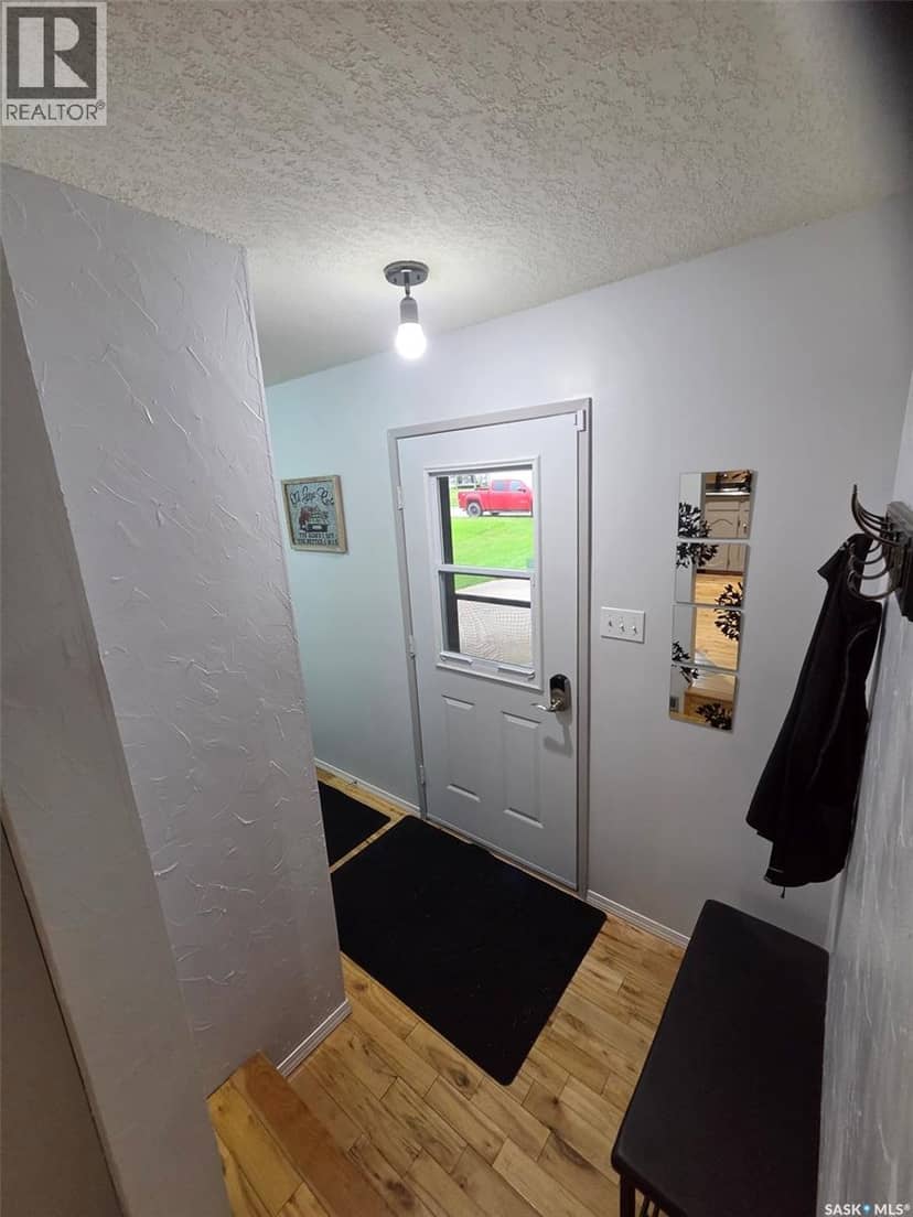 228 Railway AVENUE, Wawota, photo 8