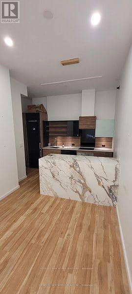 TH1 - 75 St Nicholas Street — photo 7 of 13