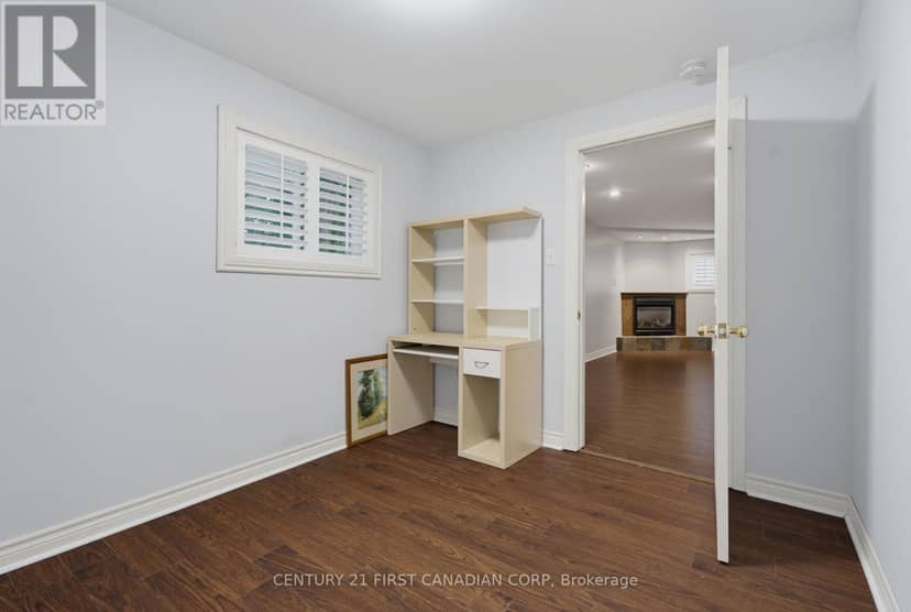 189 Gibson Crescent — photo 26 of 35