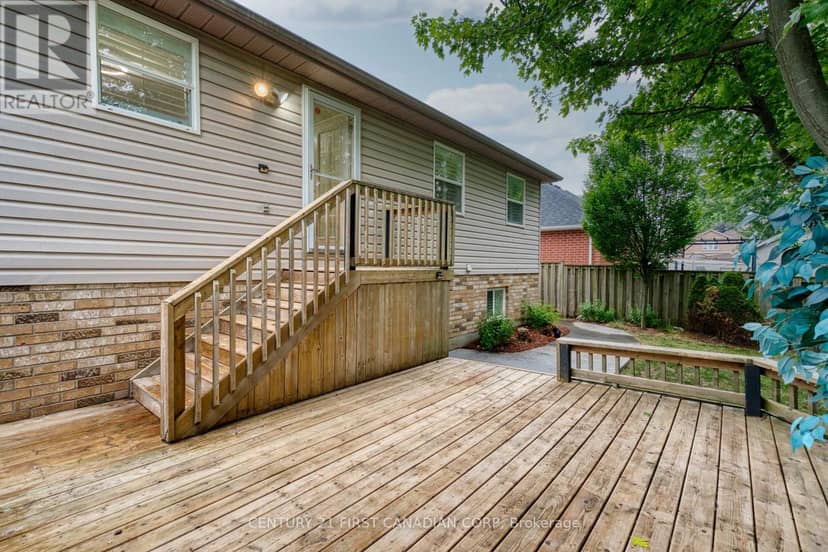 189 Gibson Crescent — photo 30 of 35