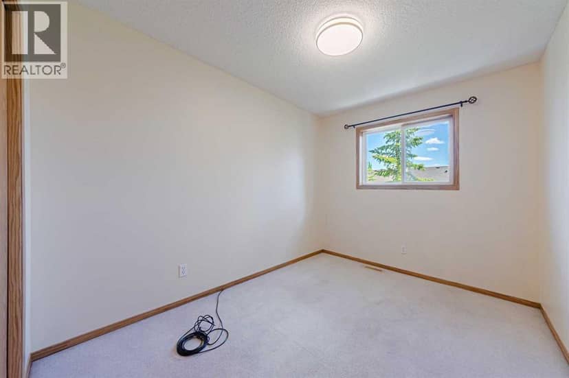 88 Country Hills Villas NW — photo 18 of 30