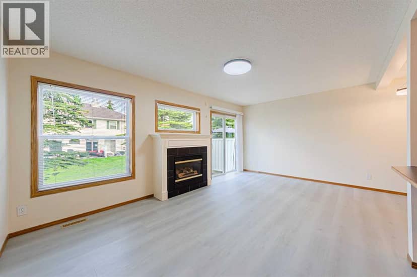 88 Country Hills Villas NW, Calgary, photo 8