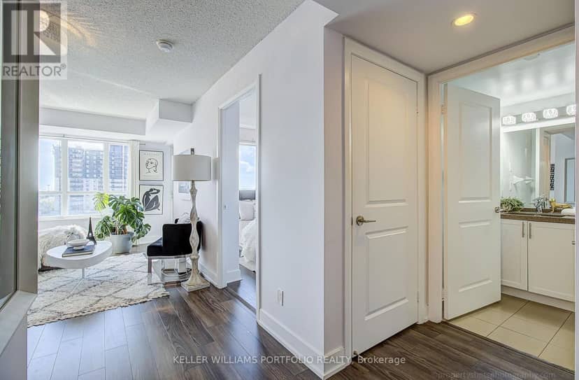 706 - 6 Eva Road, Toronto, photo 6