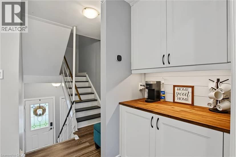9 GREENBROOK Drive — photo 10 of 40