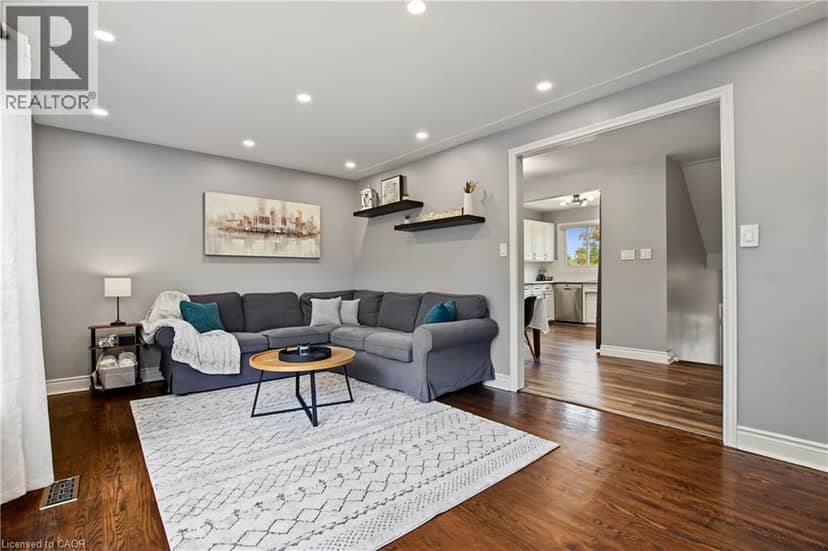9 GREENBROOK Drive — photo 15 of 40