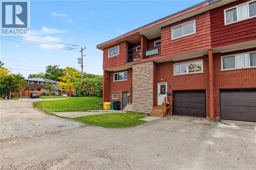 9 GREENBROOK Drive — photo 3 of 40