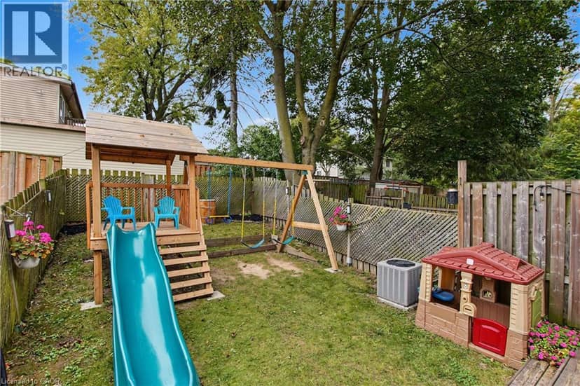 9 GREENBROOK Drive — photo 32 of 40