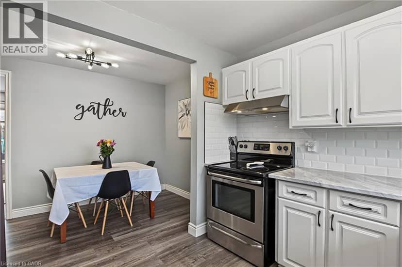 9 GREENBROOK Drive — photo 8 of 40