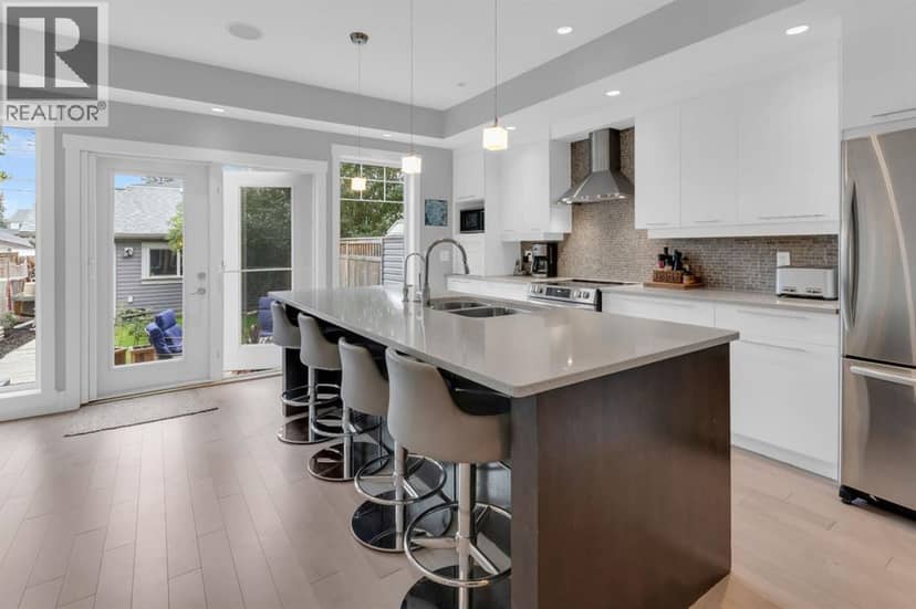 4616 82 Street NW, Calgary, photo 2