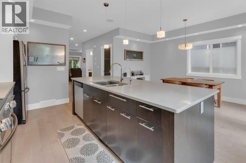 4616 82 Street NW, Calgary, photo 5