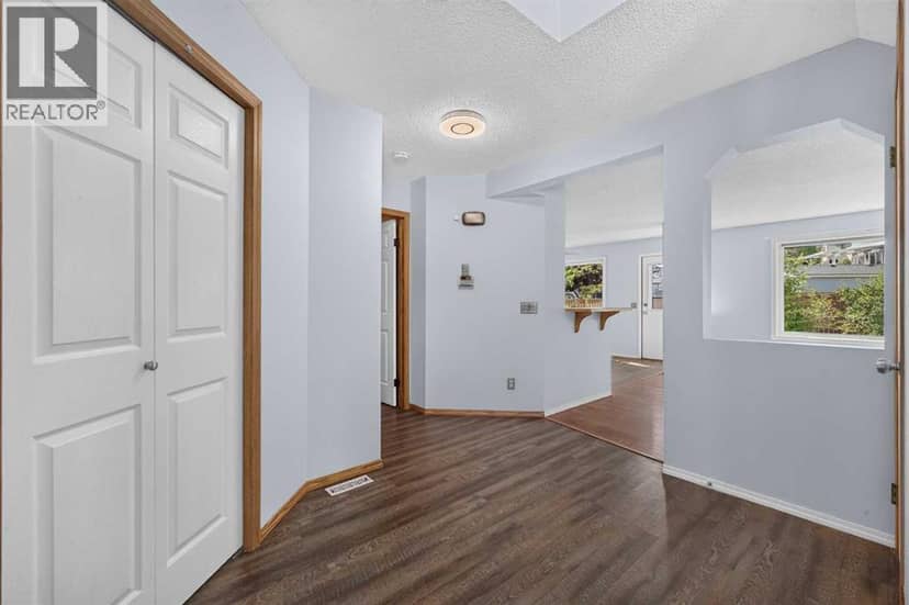 446 Harvest Hills Drive NE, Calgary, photo 8