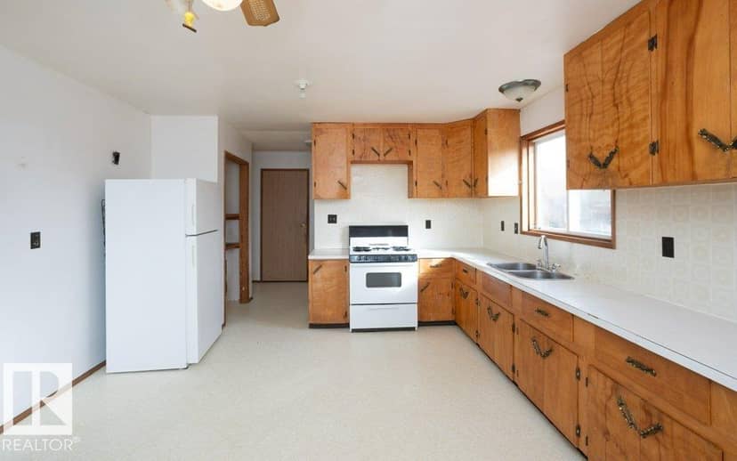 64311 Rg Rd 270 — photo 34 of 40