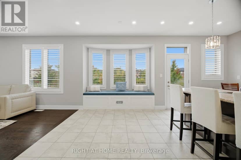 1444 Connaught Terrace — photo 11 of 40