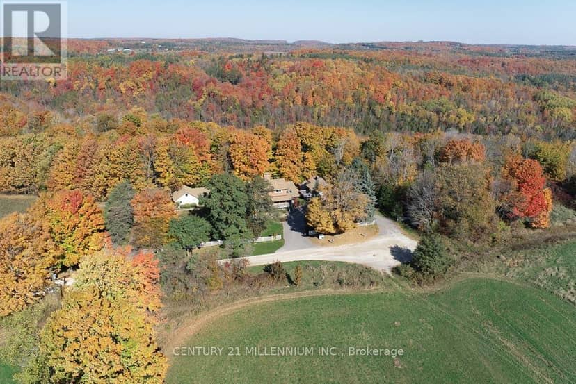 287199 10 Sideroad — photo 2 of 40