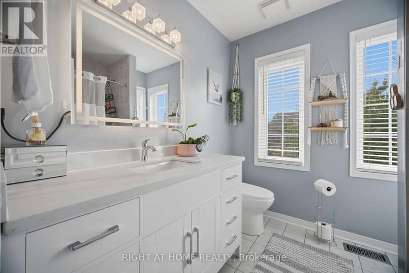 2249 Crestmont Drive — photo 38 of 40