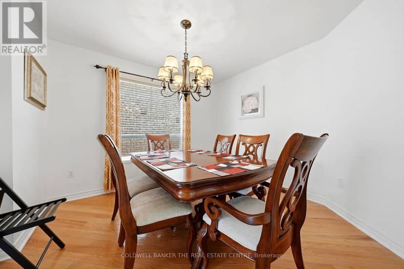15 Charleswood Circle — photo 6 of 40