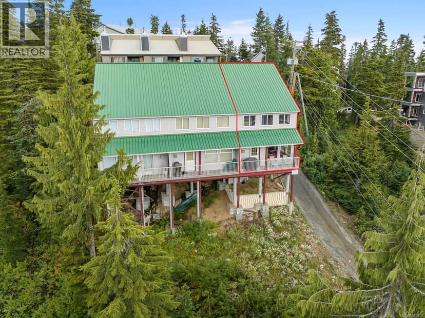 3 699 Castle Crag Cres, Courtenay