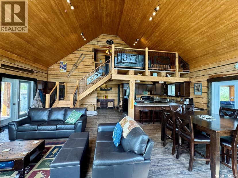 Stunning Remote 4 Season Lakehouse on Nemeiben — photo 23 of 40