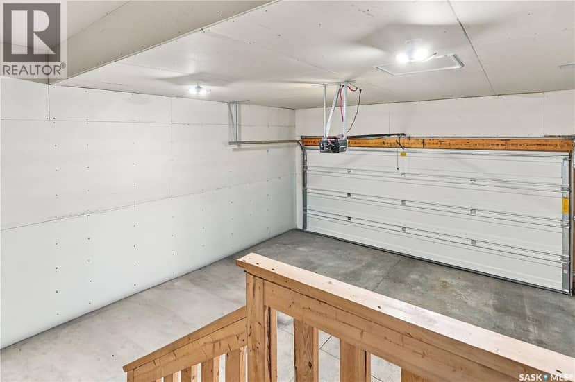 8113 Barley CRESCENT — photo 18 of 40