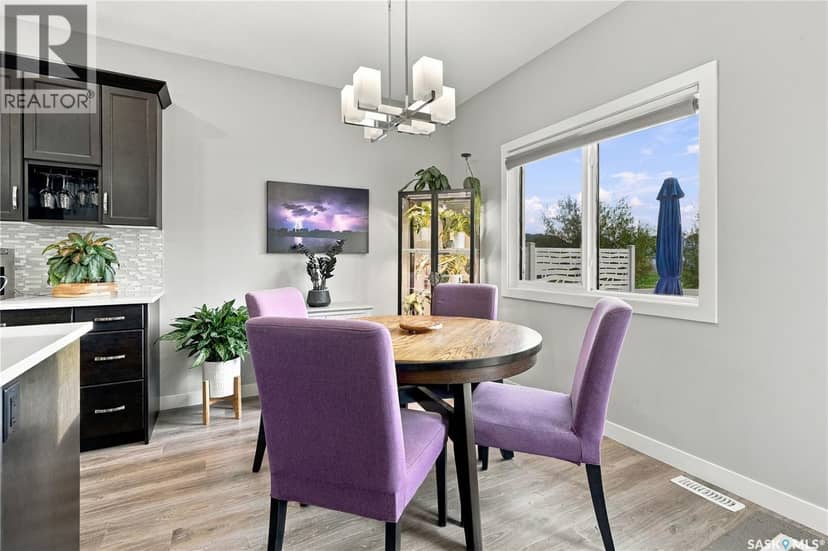 8113 Barley CRESCENT — photo 9 of 40