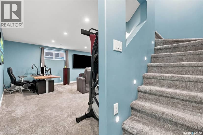 8113 Barley CRESCENT — photo 32 of 40