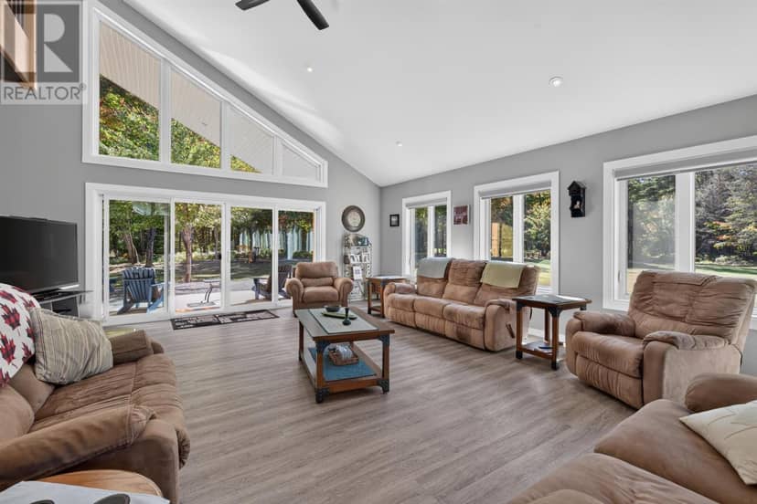 197 Finn RD — photo 34 of 40
