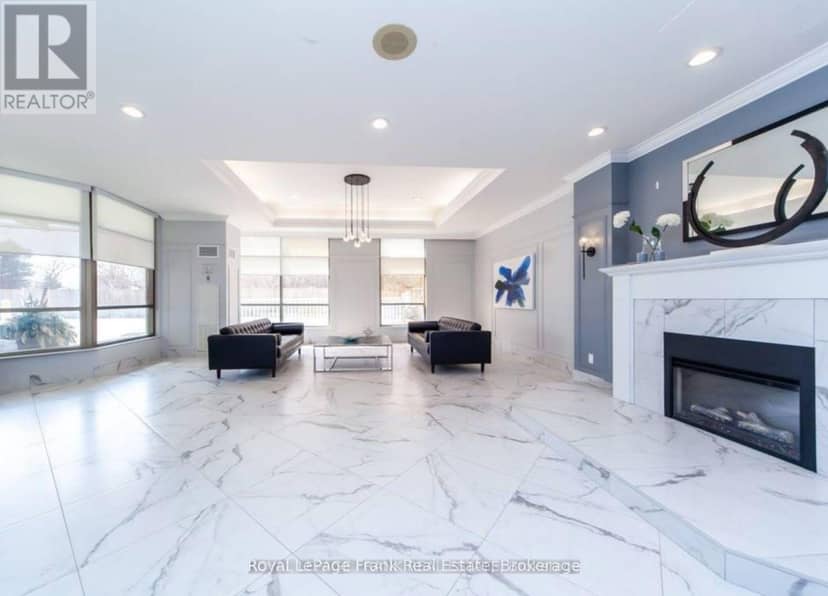 602 - 712 Rossland Road E, Whitby, photo 4
