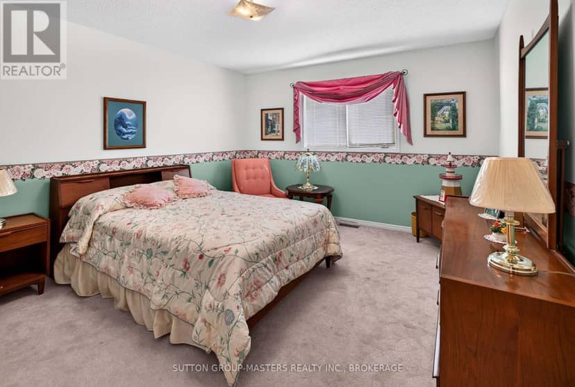 39 Abbey Dawn Drive — photo 23 of 40