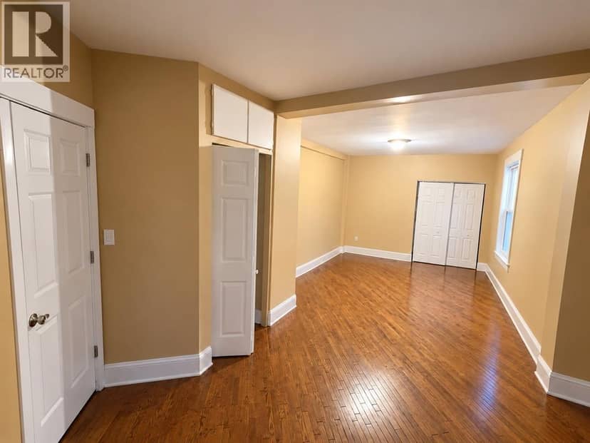 169 CHRISTINA STREET South — photo 20 of 25