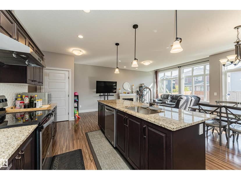 1523 169 ST SW — photo 15 of 40