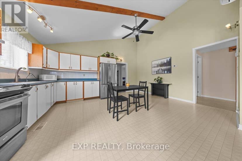 46 Dufour Street, Champlain, photo 6