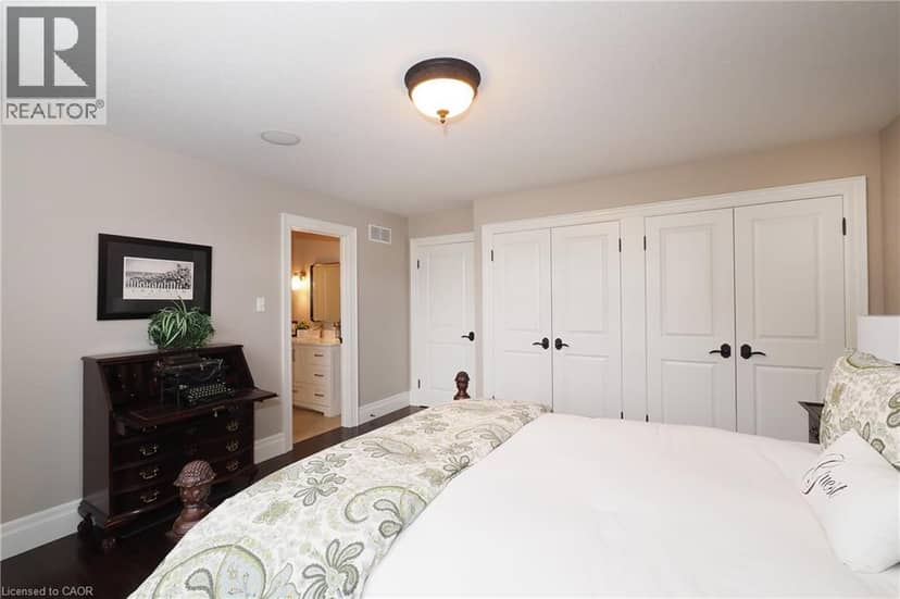 585 KIWANIS PARK Drive — photo 31 of 40
