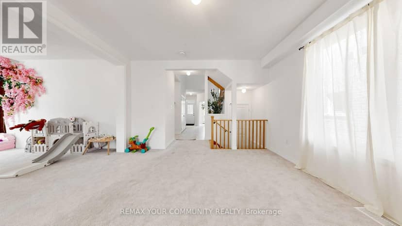 32 Baycroft Boulevard — photo 16 of 40