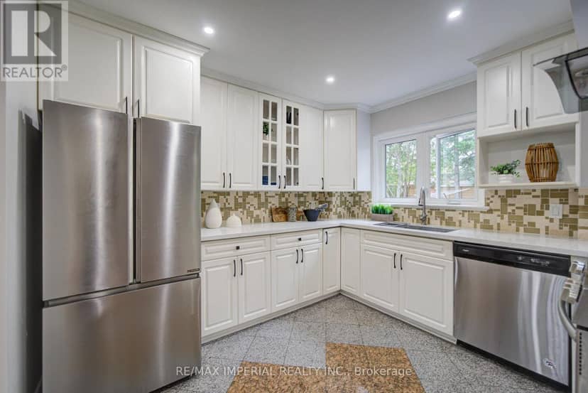 19 Penwick Crescent — photo 12 of 40
