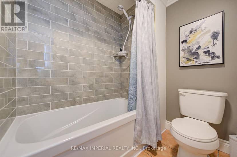 19 Penwick Crescent — photo 18 of 40