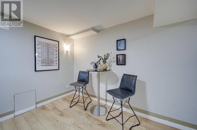 19 Penwick Crescent — photo 37 of 40