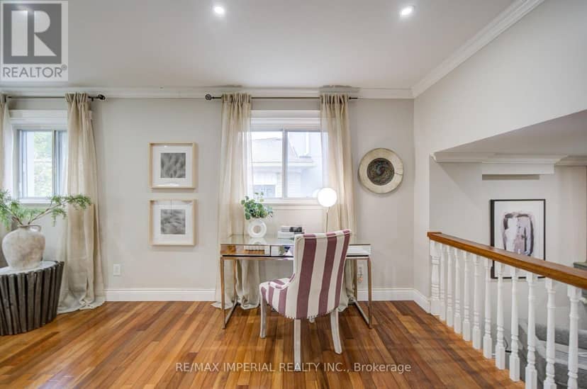 19 Penwick Crescent — photo 9 of 40