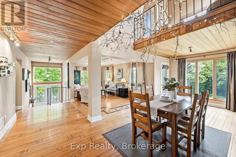 3282 Williamson Road — photo 12 of 40