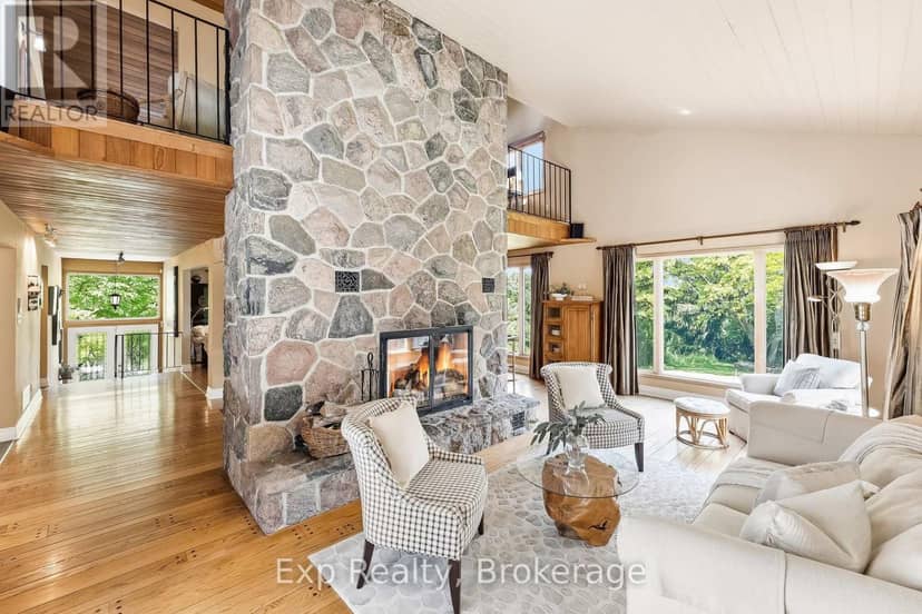3282 Williamson Road — photo 13 of 40